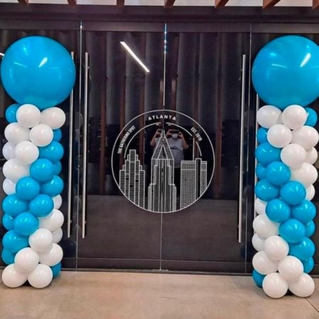 Blue and White Balloon Pillar Set